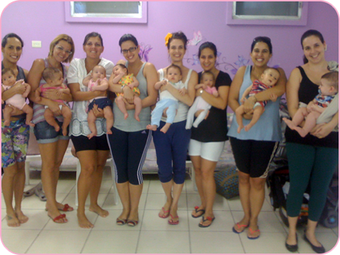 NamaskarYoga-Dia 10 de Maio - Dia das Mães = Festa de mães com bebês e gestantes no Namaskar Yoga 